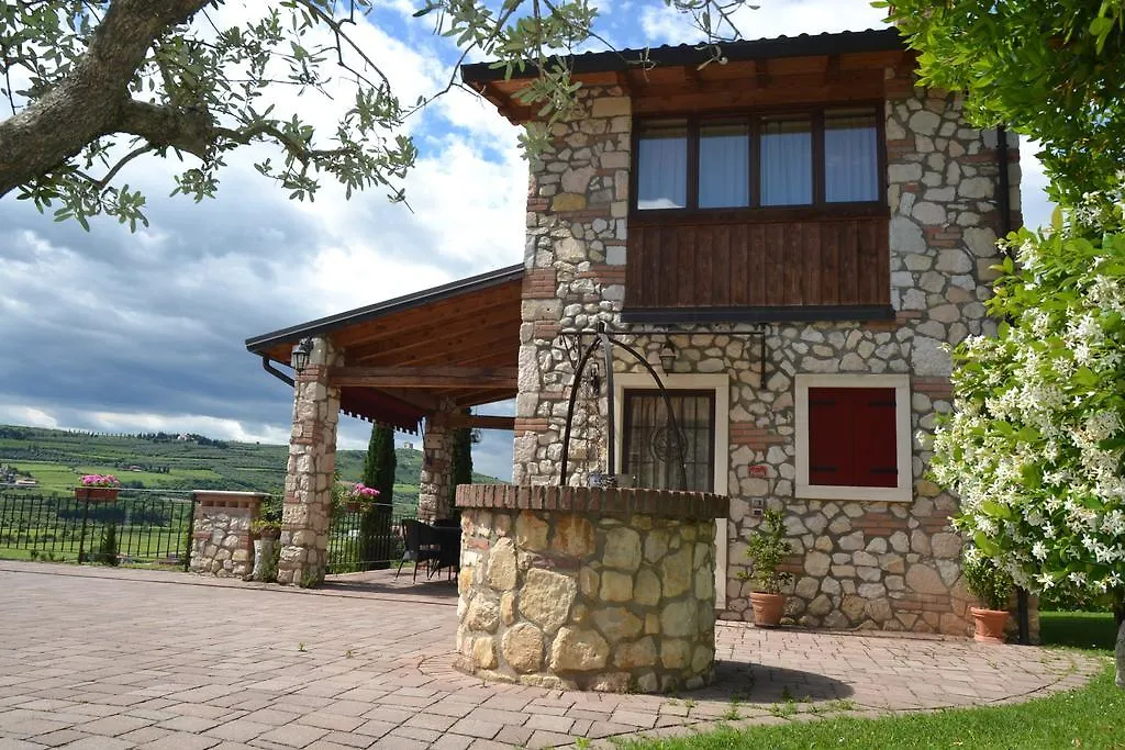 Corte Tamellini Соаве 2*,